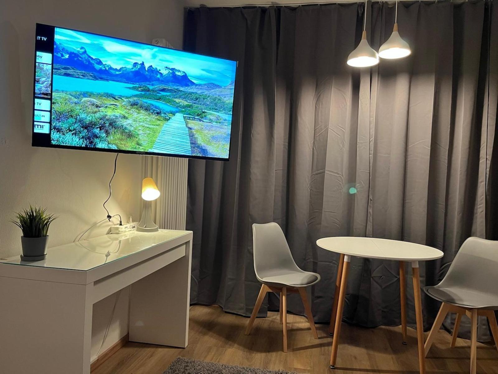 Studio Am Waldschloesschen Mit Kueche Und Netflix Dresden Ngoại thất bức ảnh