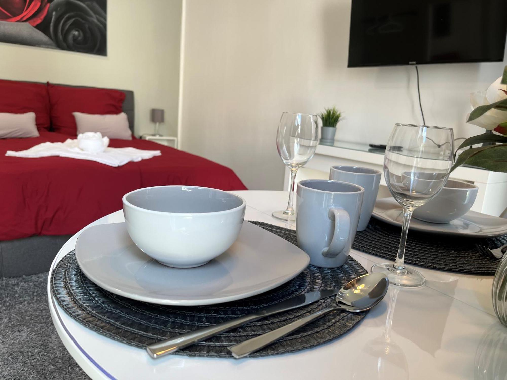 Studio Am Waldschloesschen Mit Kueche Und Netflix Dresden Ngoại thất bức ảnh